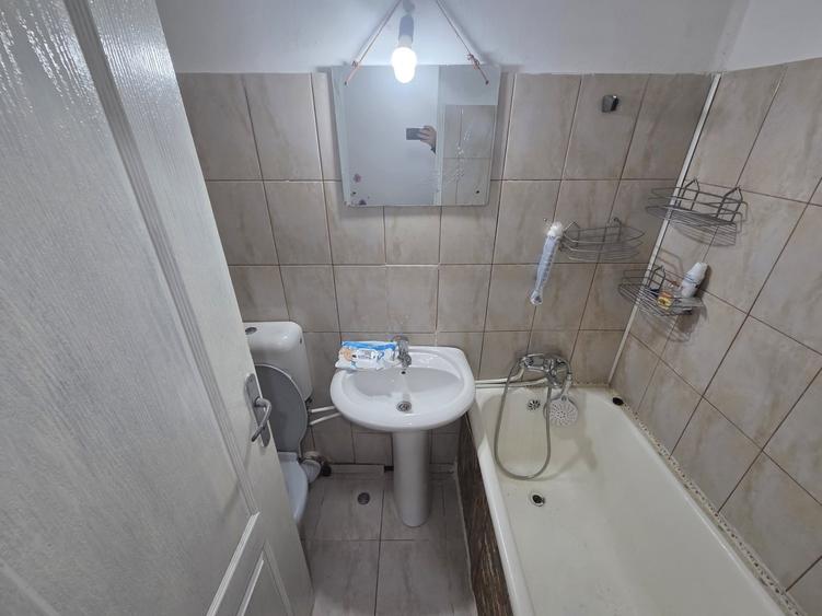 Apartament cu 2 camere nedecomandat în Alexandru cel Bun