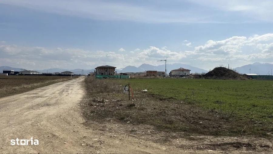 Teren de 3840 mp, în Hărman