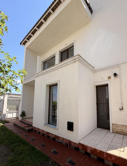 Vanzare Vila stil Duplex zona Pipera - 2