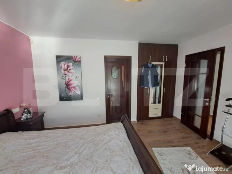 Casă cu 6 camere cu Teren 330 Mp în Central