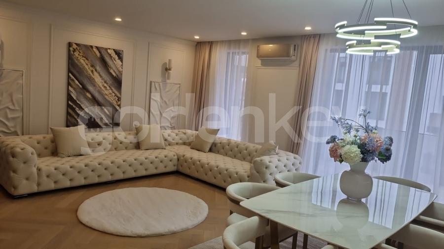Apartament cu 4 camere decomandat, mobilat în Iancu Nicolae