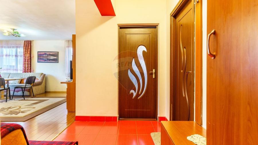 Apartament de vanzare, 2 camere, Str. Florilor Nr.186, Floresti - 4