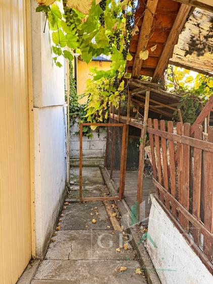 Casă individuală cu 2 camere cu Canalizare în Gruia
