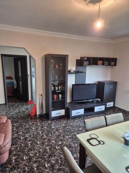 Casă cu 4 camere în Holboca