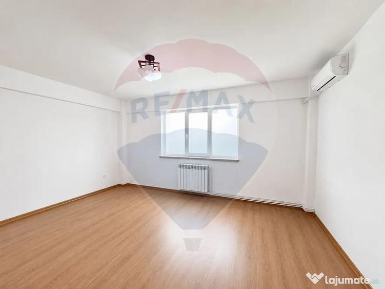 Casă cu 6 camere cu Teren 180 Mp în Giulești
