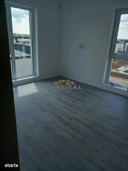 Casă cu 4 camere cu Teren 462 Mp în Pantelimon