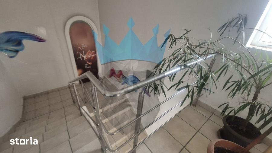 Spațiu comercial, de 21 mp, în Decebal