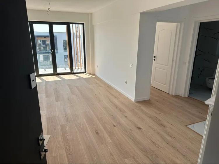 Apartament cu 2 camere nedecomandat în Unirii