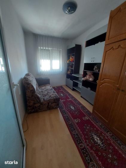 Vanzare apartament 3 camere, zona micro 4 - Targoviste - 12