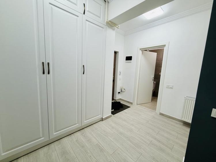 Apartament cu 2 camere decomandat în Păcii