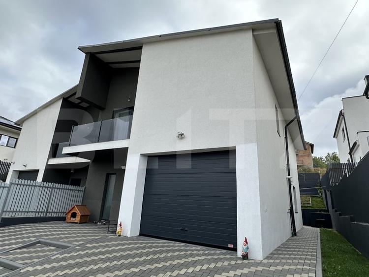 Duplex cu 4 camere cu Canalizare în Dezmir