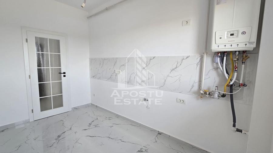 Apartament cu 3 camere decomandat în Giroc
