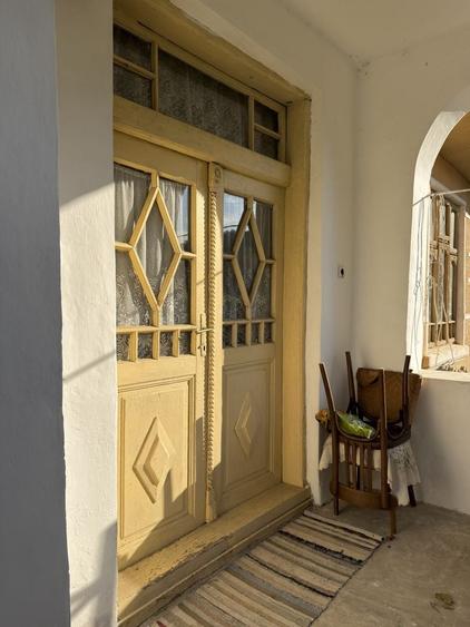 Casă cu 3 camere în Pârâu