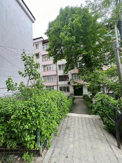 Apartament cu 2 camere decomandat în Exterior Vest
