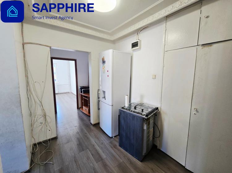 Apartament cu 3 camere decomandat în Sebastian