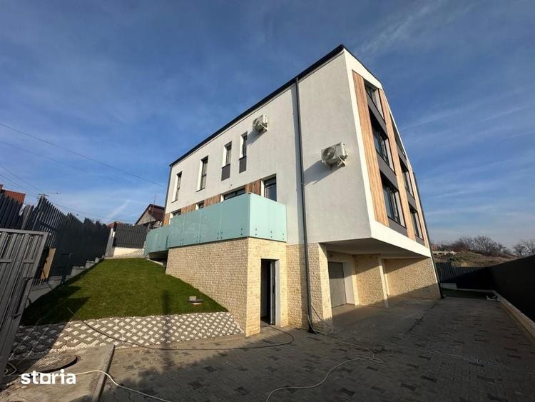 Casă cu 5 camere cu Teren 220 Mp în Dâmbul Rotund