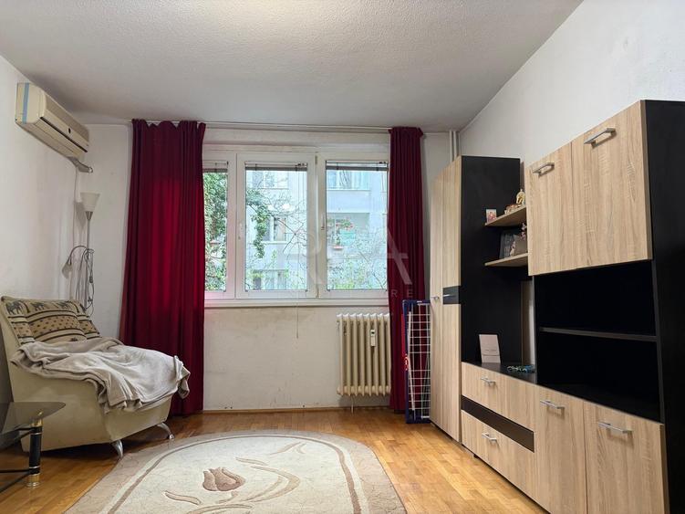 Apartament cu 2 camere decomandat, mobilat în Drumul Taberei — fotografia 2