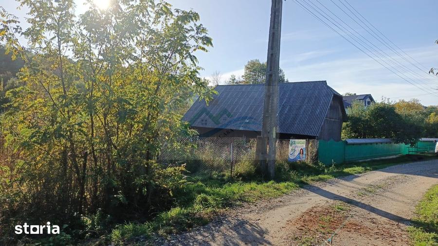 Teren de 3400 mp, în Horodnic