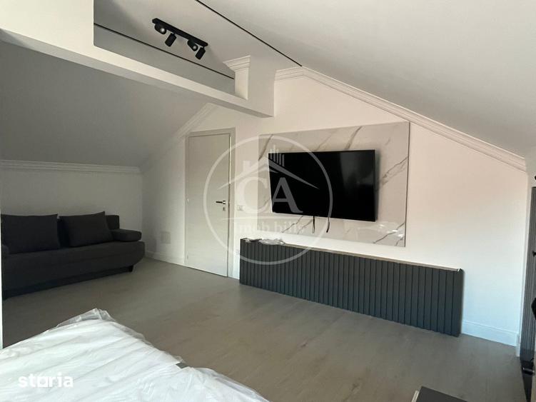 Casă cu 6 camere decomandat cu Teren 498 Mp în Nufărul