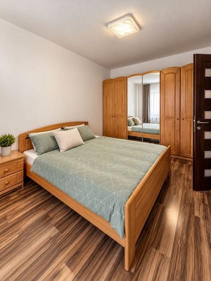 Apartament cu 2 camere decomandat, mobilat în Central