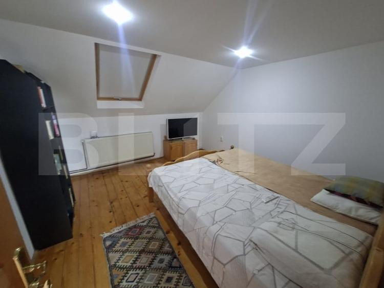 Casă individuală cu 7 camere cu Canalizare în Daneș