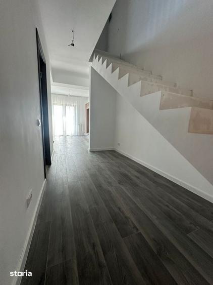 Casă cu 5 camere cu Teren 350 Mp în Central