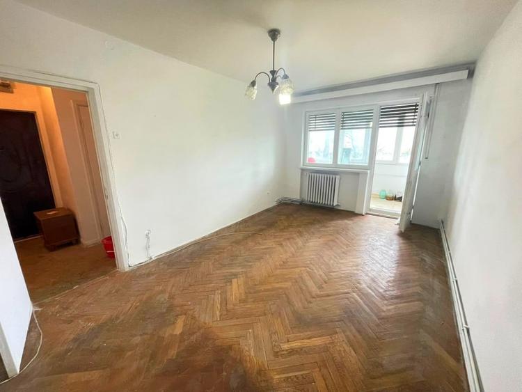 Apartament 3 camere decomandat - etaj 2 - Podu Ros - 1