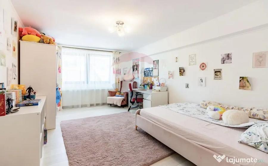 Casă cu 5 camere cu Teren 132 Mp în Domenii