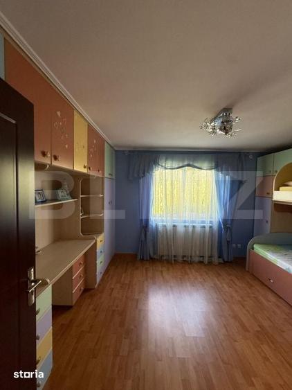 Casă cu 4 camere cu Teren 1000 Mp în Central