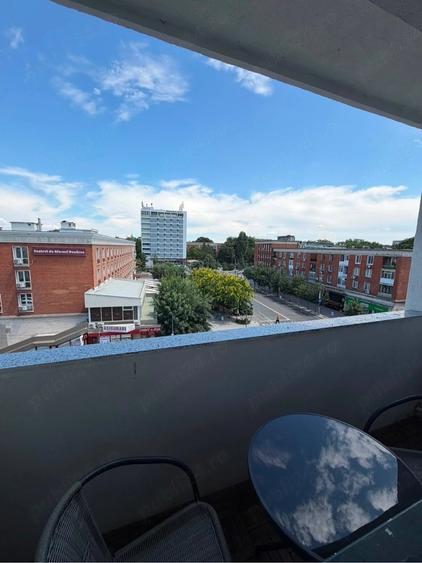Apartament cu 2 camere decomandat în Mazepa 1