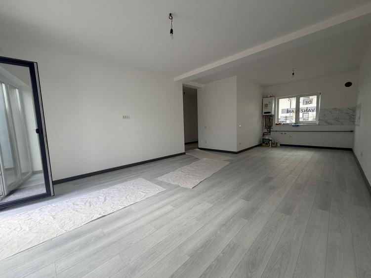 Duplex cu 3 camere cu Canalizare în Dumbrăvița
