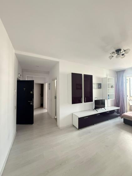 Apartament cu 2 camere decomandat în Militari
