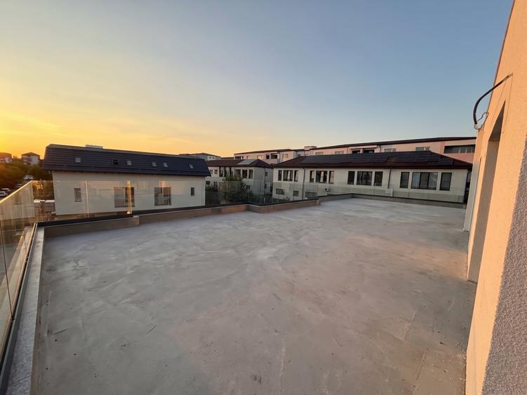 Apartament cu 4 camere decomandat în Theodor Pallady
