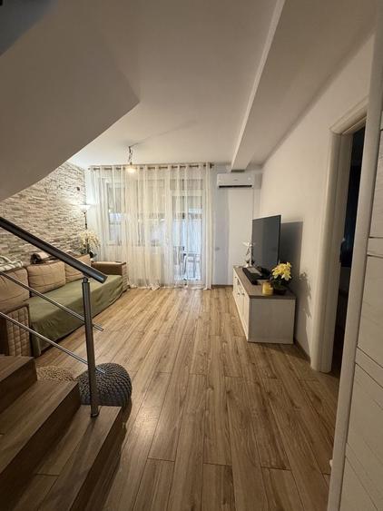 Casă cu 4 camere în Central