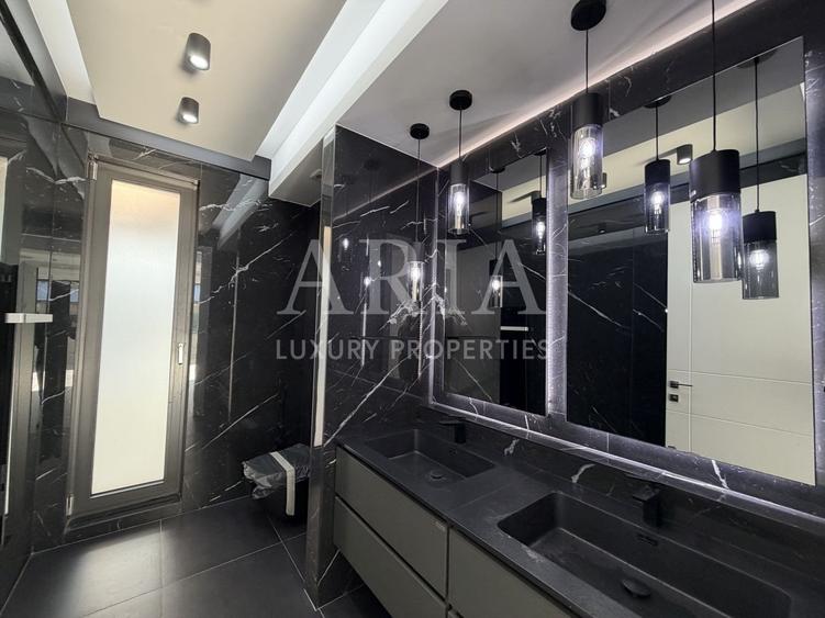 Casă individuală cu 7 camere cu Piscina în Pipera