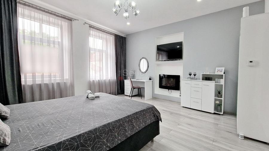 Apartament cu 2 camere semidecomandat, mobilat în Centrul Istoric — fotografia 3