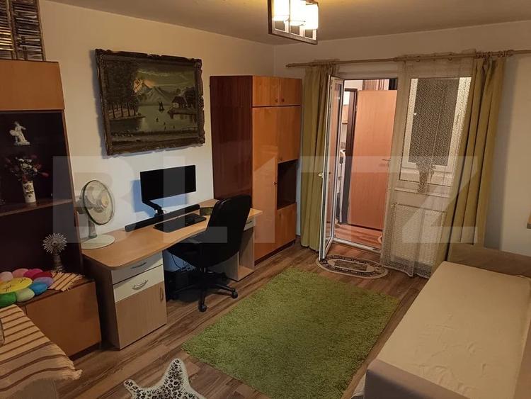 Apartament cu 2 camere semidecomandat, mobilat în Dâmbul Rotund