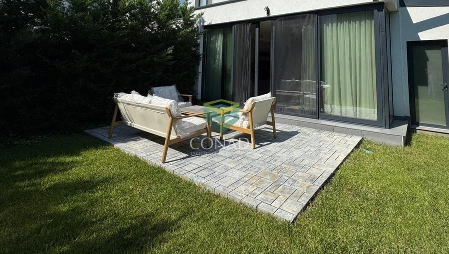Duplex cu 5 camere cu Canalizare în Nord