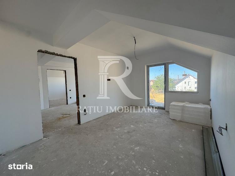 Casă cu 6 camere cu Teren 480 Mp în Oncea