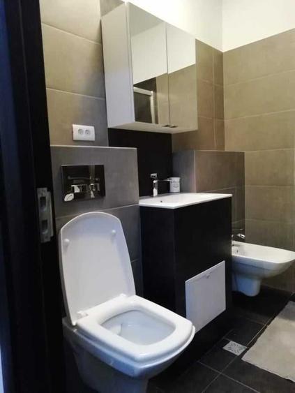 Apartament cu 2 camere decomandat în Ultracentral