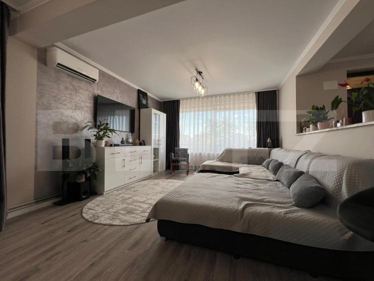 Casă individuală cu 4 camere cu Piscina în Sânmartin
