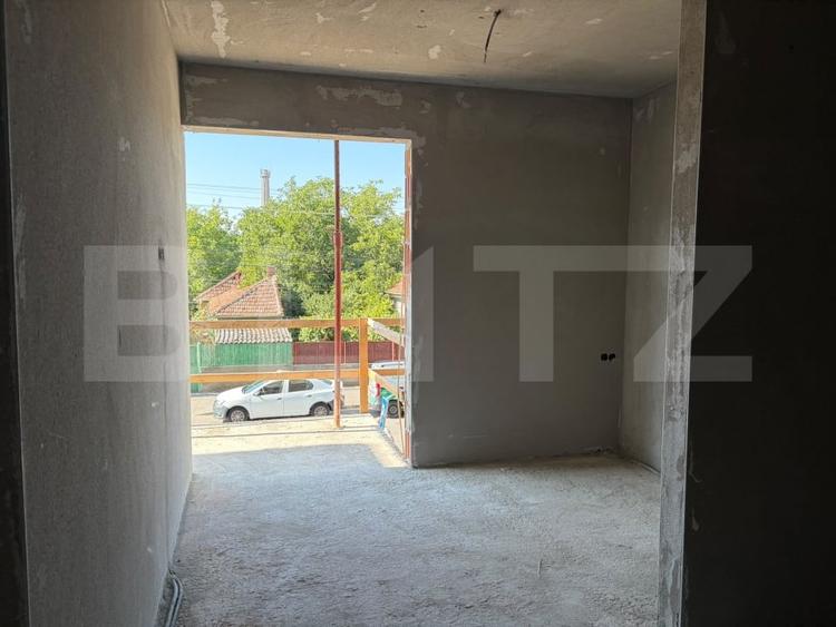 Apartament cu 2 camere semidecomandat în Mărăști