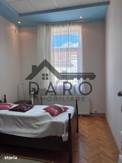 Apartament cu 3 camere semidecomandat în Ultracentral