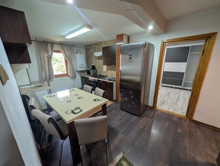 Apartament cu 2 camere decomandat în Exterior Vest