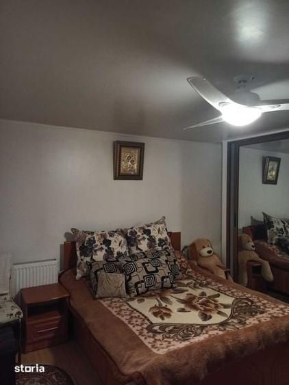 Casă cu 3 camere cu Teren 100 Mp în Central