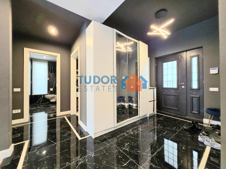 Duplex cu 9 camere cu Garaj în Pipera