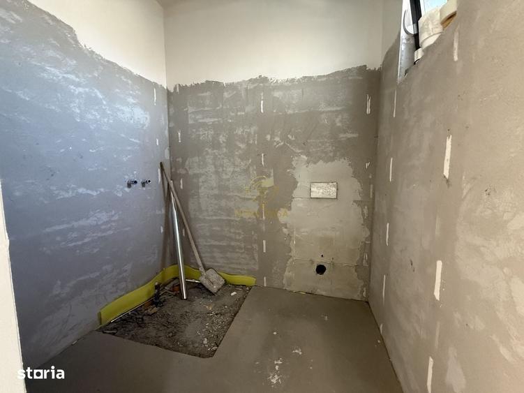 Casă cu 4 camere cu Teren 650 Mp în Mărtinești