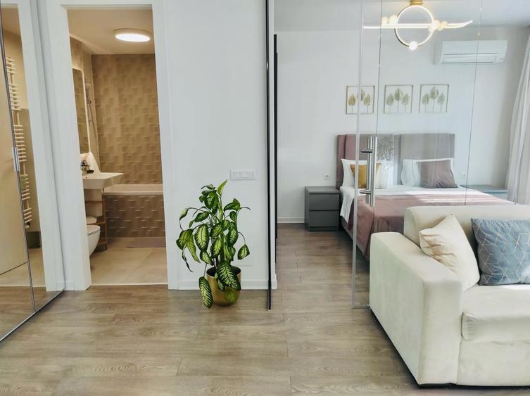 Apartament cu 2 camere semidecomandat, mobilat în Pipera