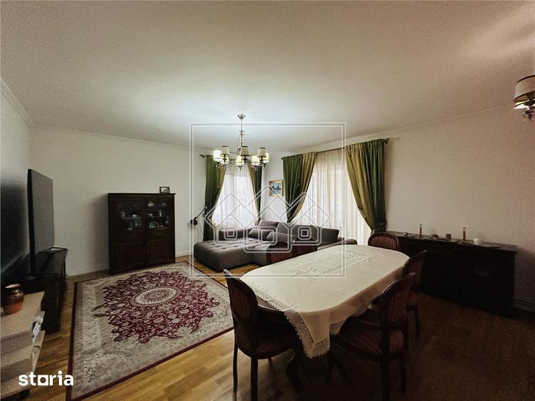 Apartament cu 4 camere în Ștrand