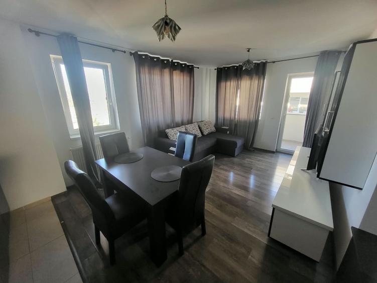 Apartament cu 2 camere decomandat în Florești